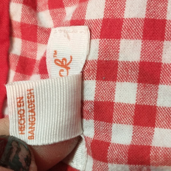 Cat and Jack long sleeve button down red and white checkered shirt. - Picture 3 of 9